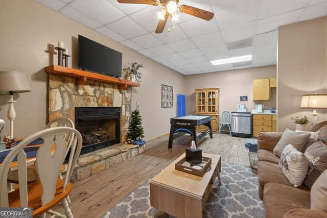 697 Zeppelin Strasse, Helen, GA 30545
