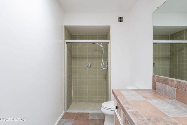 55 N Los Pinos, Green Valley, AZ 85614