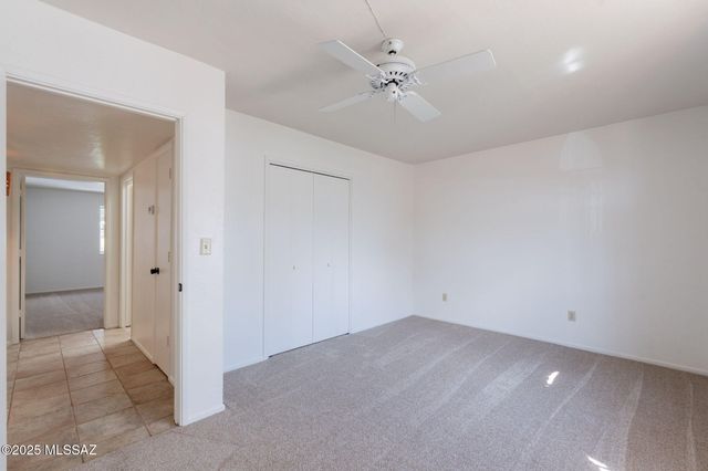 55 N Los Pinos, Green Valley, AZ 85614