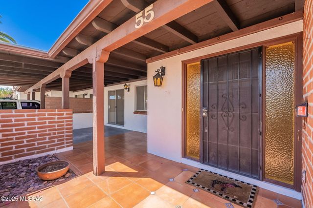55 N Los Pinos, Green Valley, AZ 85614