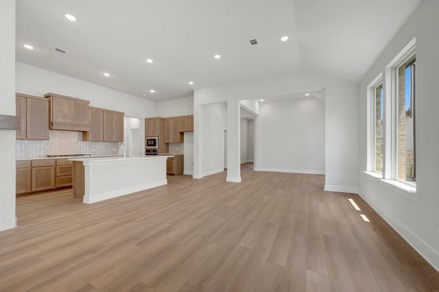 1733 Nesting Robin Lane, Denton, TX 76249