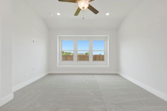 1733 Nesting Robin Lane, Denton, TX 76249