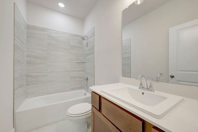 1733 Nesting Robin Lane, Denton, TX 76249