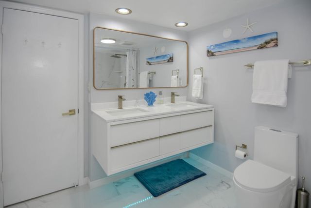 5540 N Ocean Drive 8c, Riviera Beach, FL 33404