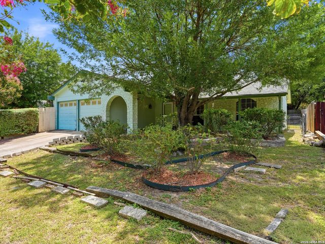 7622 PIPERS LN, San Antonio, TX 78251