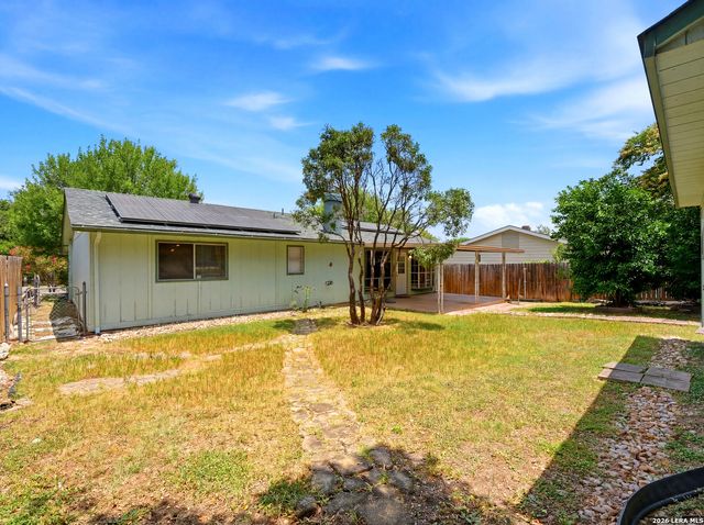 7622 PIPERS LN, San Antonio, TX 78251