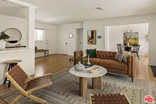 17212 Bullock Street, Encino, CA 91316