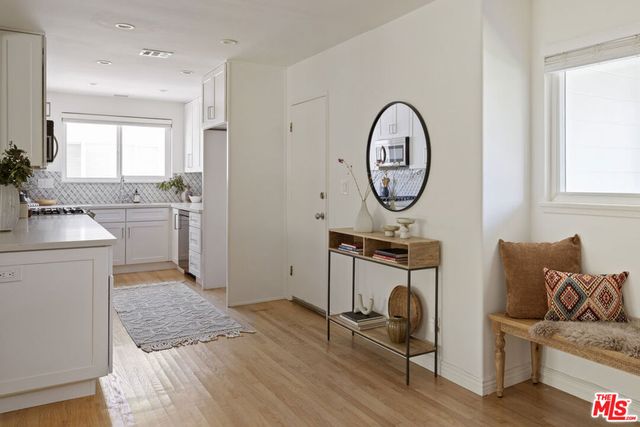 17212 Bullock Street, Encino, CA 91316