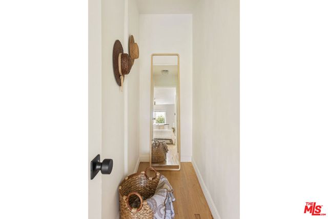 17212 Bullock Street, Encino, CA 91316