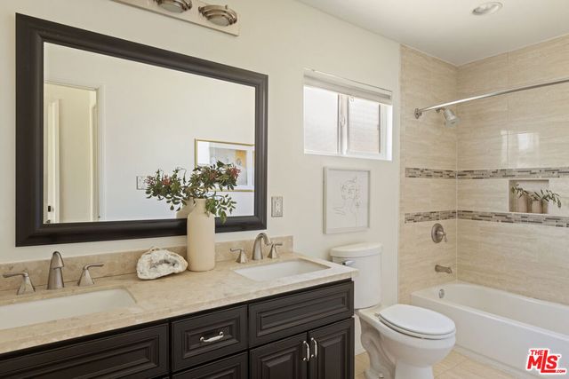 17212 Bullock Street, Encino, CA 91316