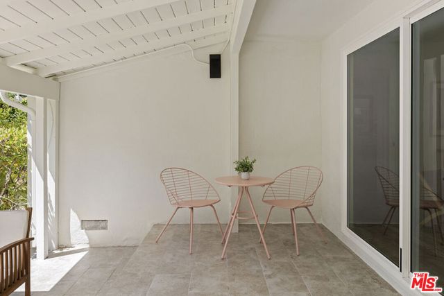 17212 Bullock Street, Encino, CA 91316