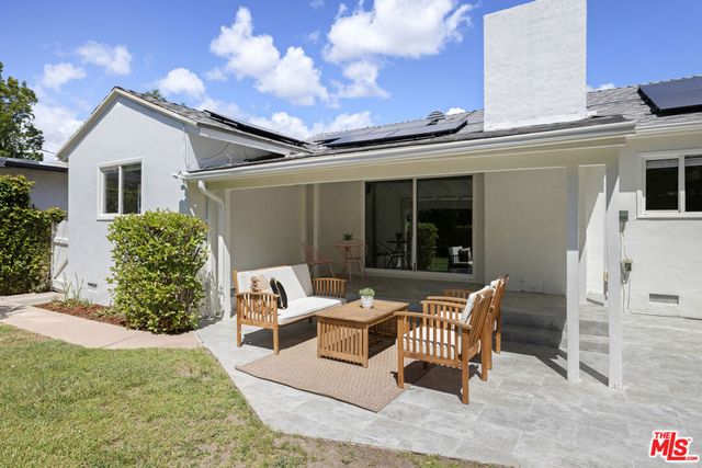 17212 Bullock Street, Encino, CA 91316