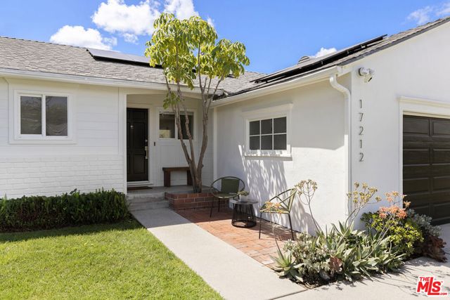 17212 Bullock Street, Encino, CA 91316