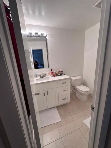 8251 NW 8th Place, Plantation, FL 33324