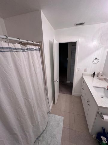 8251 NW 8th Place, Plantation, FL 33324