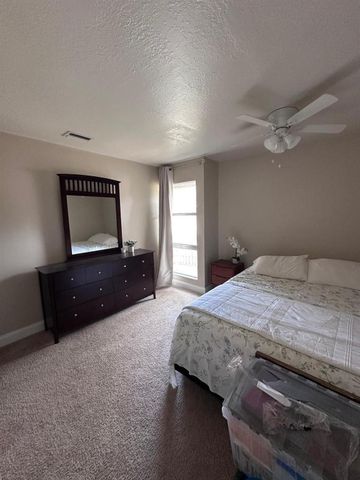 8251 NW 8th Place, Plantation, FL 33324