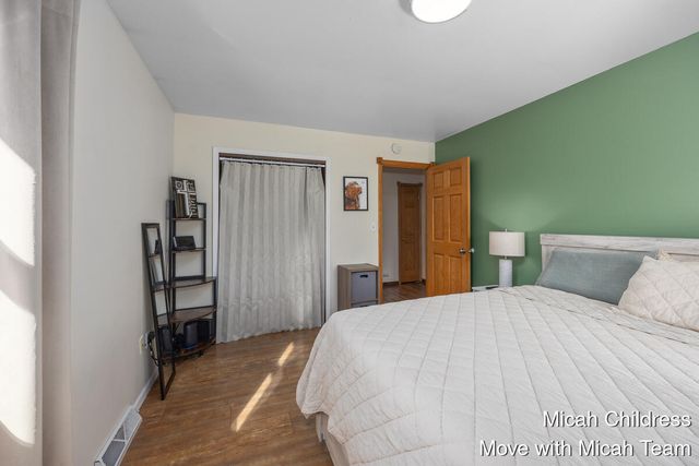 475 Harrison Street, Coopersville, MI 49404