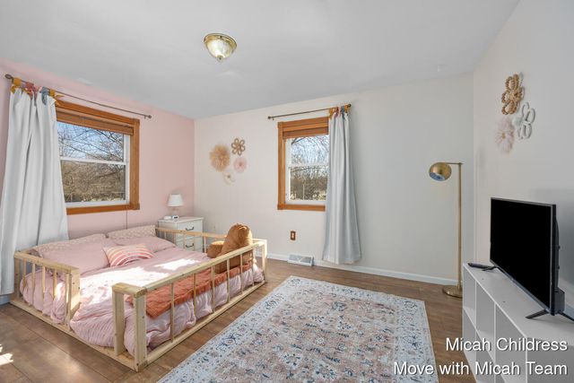 475 Harrison Street, Coopersville, MI 49404