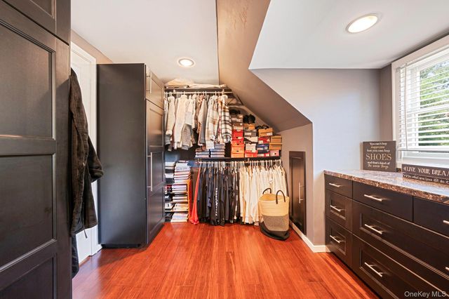 183 Old Country Road, Speonk, NY 11972