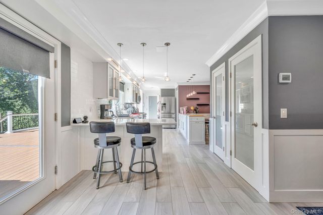 183 Old Country Road, Speonk, NY 11972