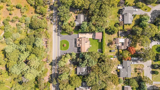 183 Old Country Road, Speonk, NY 11972