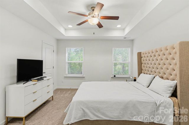 2046 Mcdonald Drive, Charlotte, NC 28216