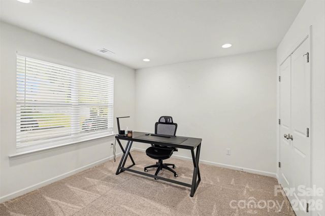 2046 Mcdonald Drive, Charlotte, NC 28216