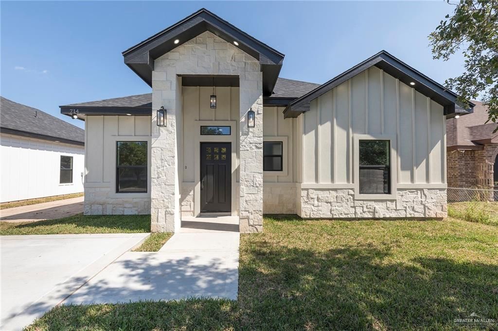 714 Iowa Avenue, Mercedes, TX 78570
