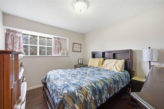 8307 Coastway Lane, Houston, TX 77075