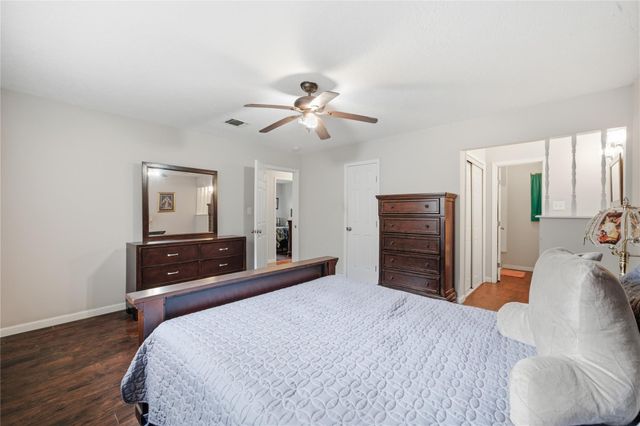 8307 Coastway Lane, Houston, TX 77075