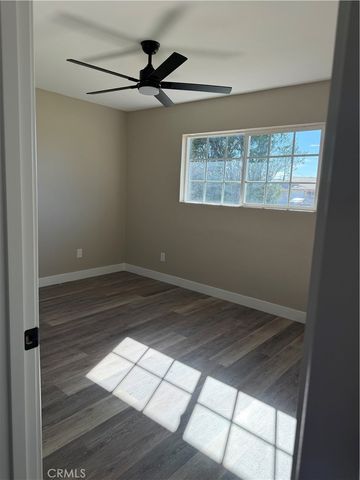 1246 Shamrock, San Bernardino, CA 92410