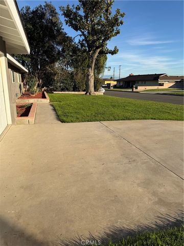 1246 Shamrock, San Bernardino, CA 92410