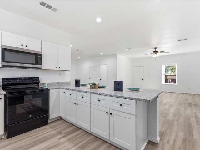 408 Susan Drive, Kennedale, TX 76060