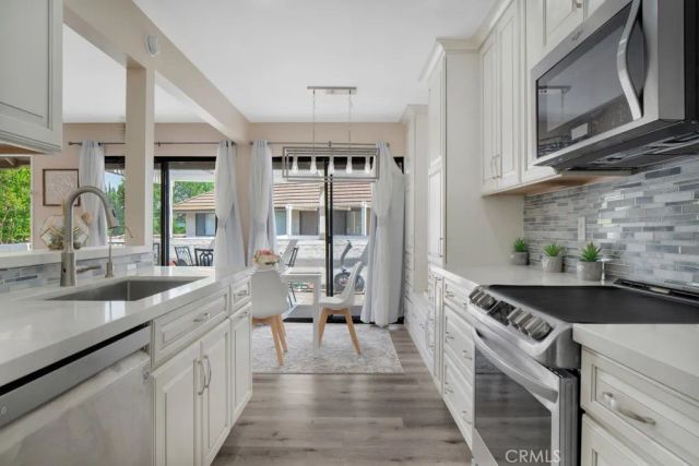 1108 Landsburn Circle, Westlake Village, CA 91361