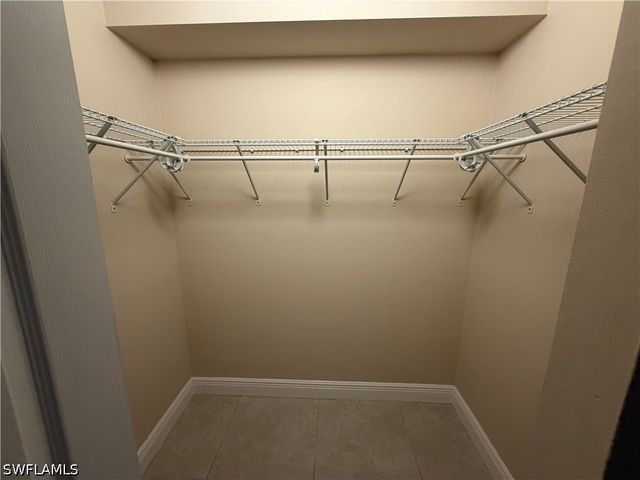 5307 Summerlin RD 707, Fort Myers, FL 33919