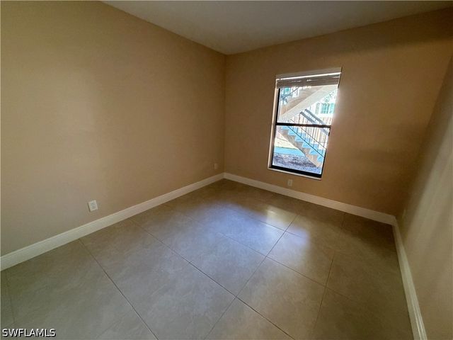 5307 Summerlin RD 707, Fort Myers, FL 33919