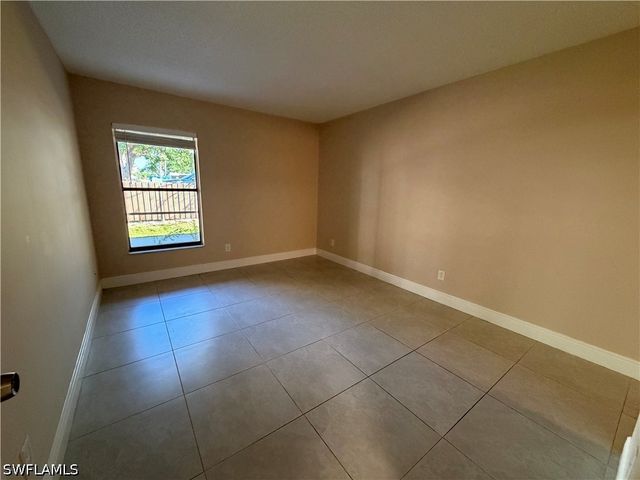 5307 Summerlin RD 707, Fort Myers, FL 33919