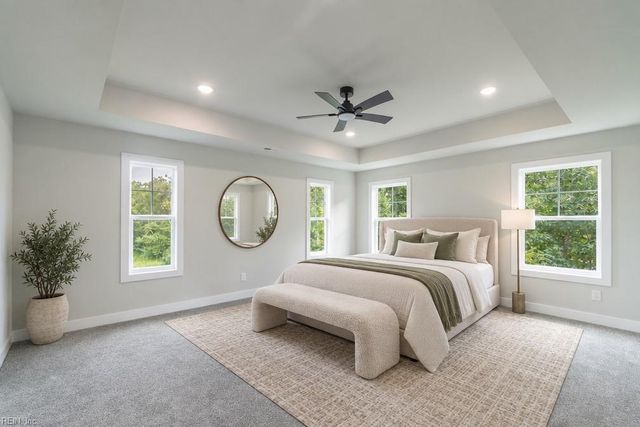 1453 Whittamore RD, Chesapeake, VA 23322