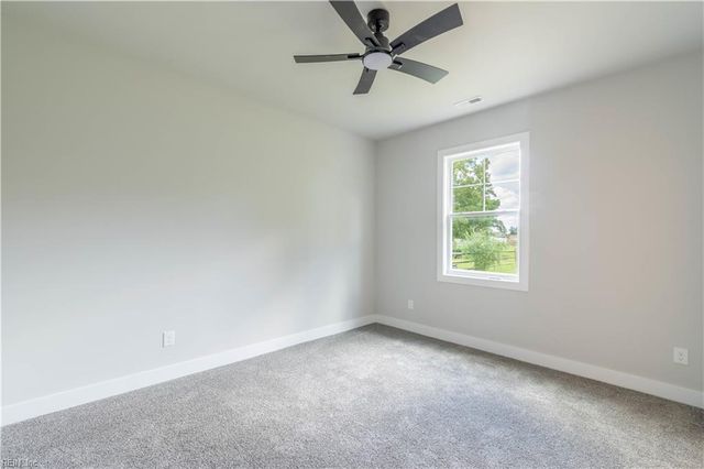 1453 Whittamore RD, Chesapeake, VA 23322