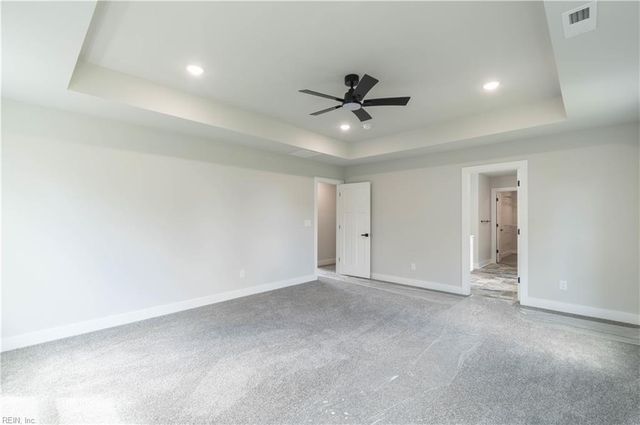 1453 Whittamore RD, Chesapeake, VA 23322
