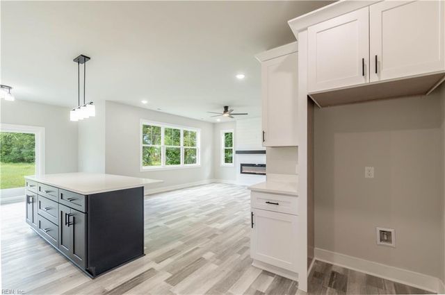 1453 Whittamore RD, Chesapeake, VA 23322