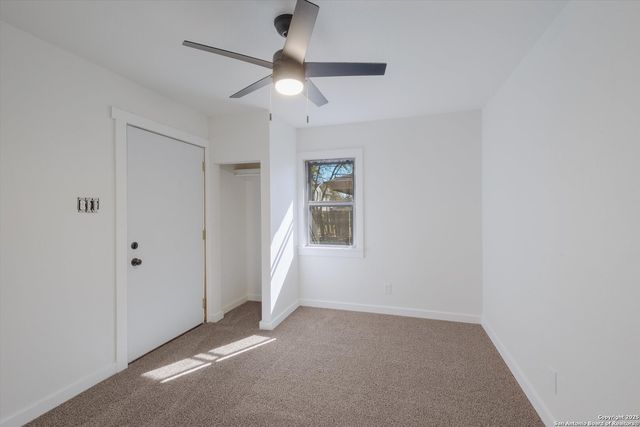 7218 Luna Ct, San Antonio, TX 78211