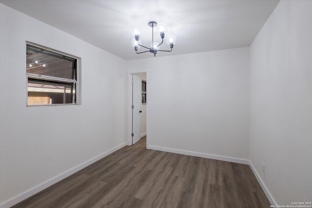 7218 Luna Ct, San Antonio, TX 78211