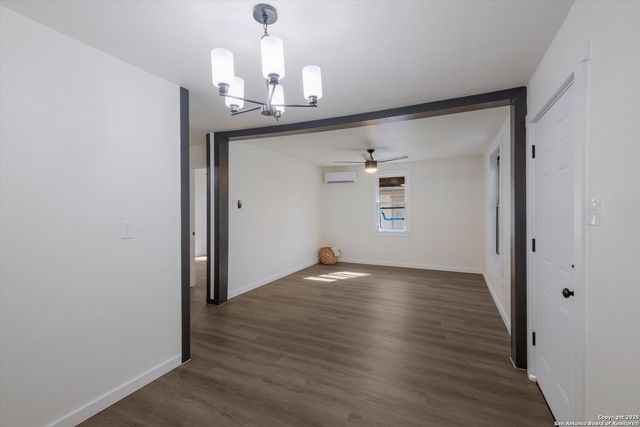 7218 Luna Ct, San Antonio, TX 78211