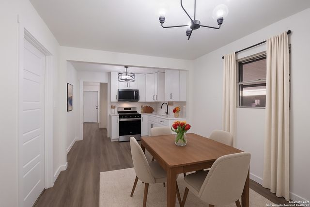 7218 Luna Ct, San Antonio, TX 78211