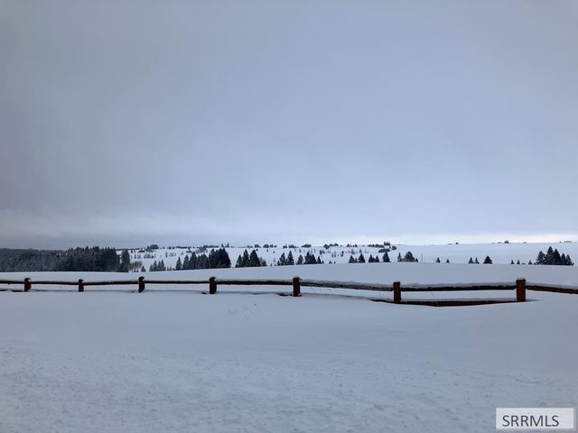 1582 Maggie Lane, Ashton, ID 83420