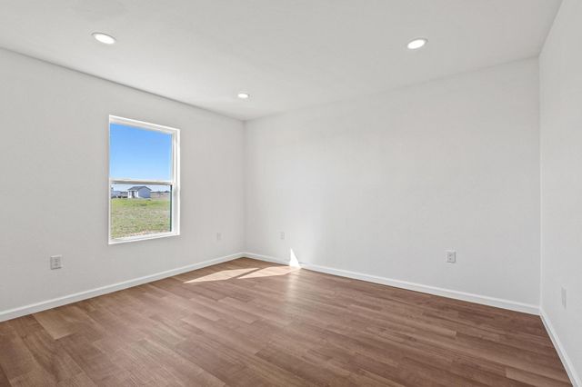 9 Private Road 33084, Sumner, TX 75486