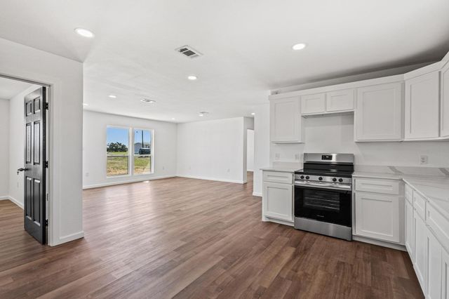9 Private Road 33084, Sumner, TX 75486