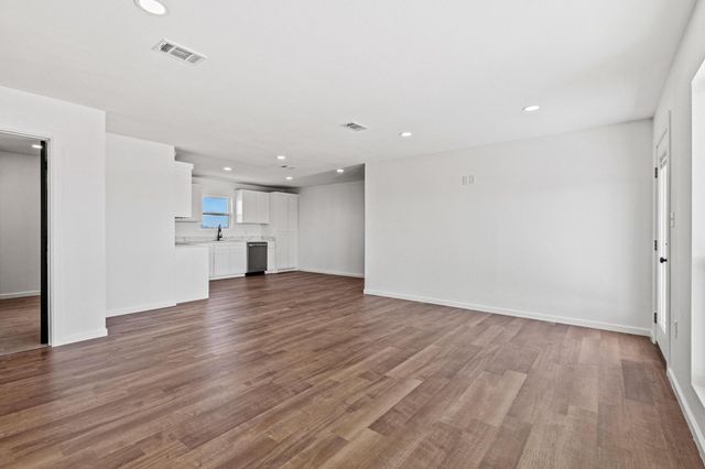 9 Private Road 33084, Sumner, TX 75486