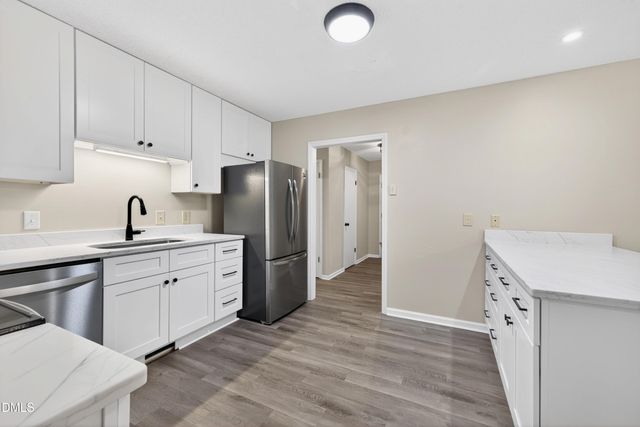 117 Trappers Run Drive, Cary, NC 27513